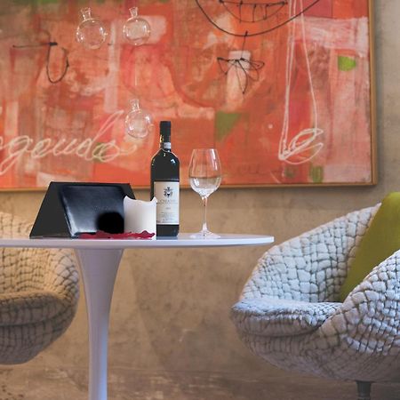 Art Suite Gallery - Tuscany - Medieval Town Close To Florence, Pisa, Lucca, Chianti Zone, Versilia Santa Maria a Monte Esterno foto