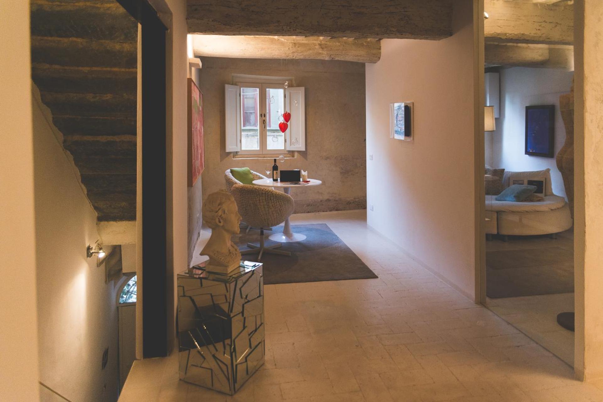 Art Suite Gallery - Tuscany - Medieval Town Close To Florence, Pisa, Lucca, Chianti Zone, Versilia Santa Maria a Monte Esterno foto