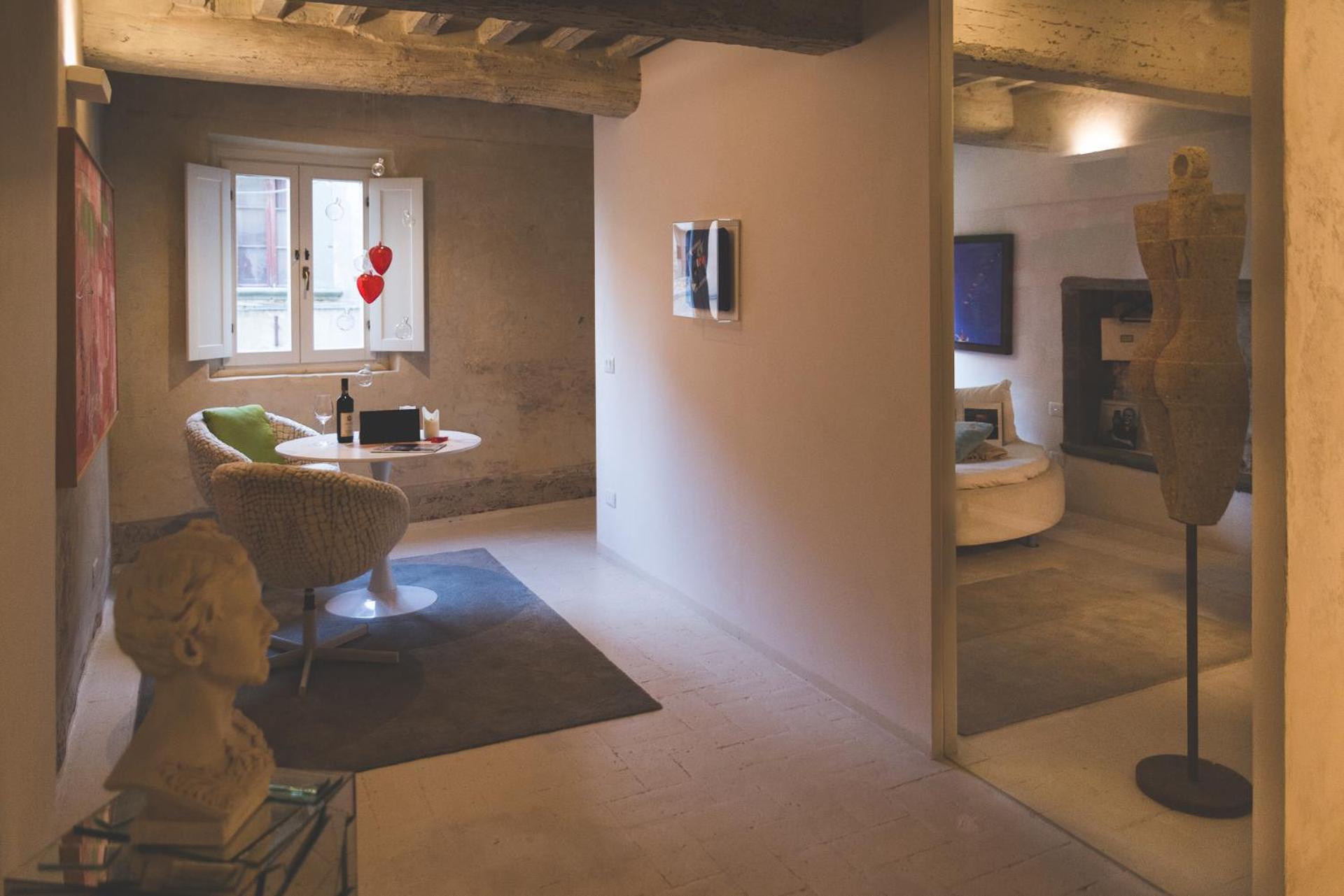 Art Suite Gallery - Tuscany - Medieval Town Close To Florence, Pisa, Lucca, Chianti Zone, Versilia Santa Maria a Monte Esterno foto